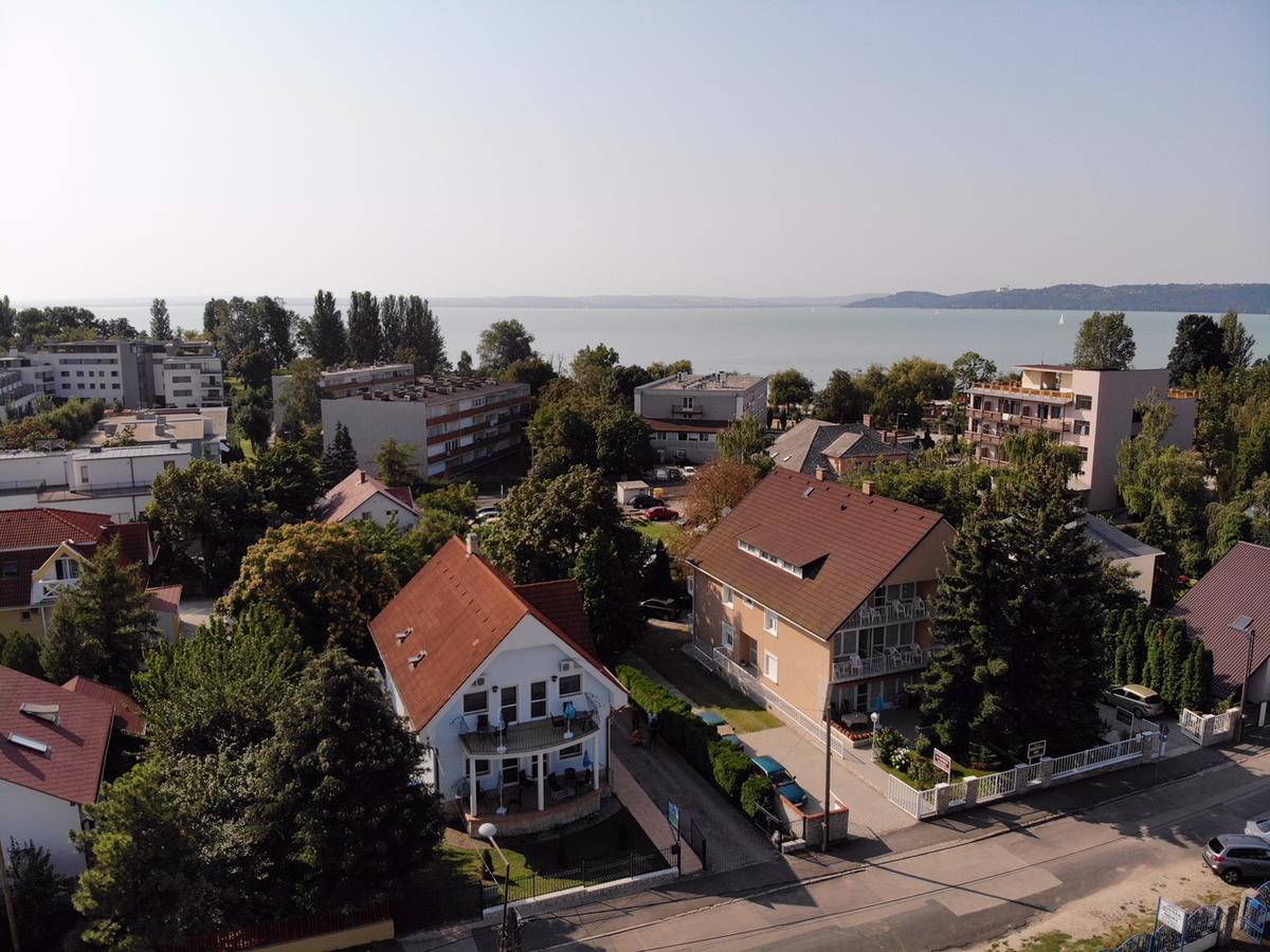 Kek Laguna Vendeghaz Balatonfured Luaran gambar
